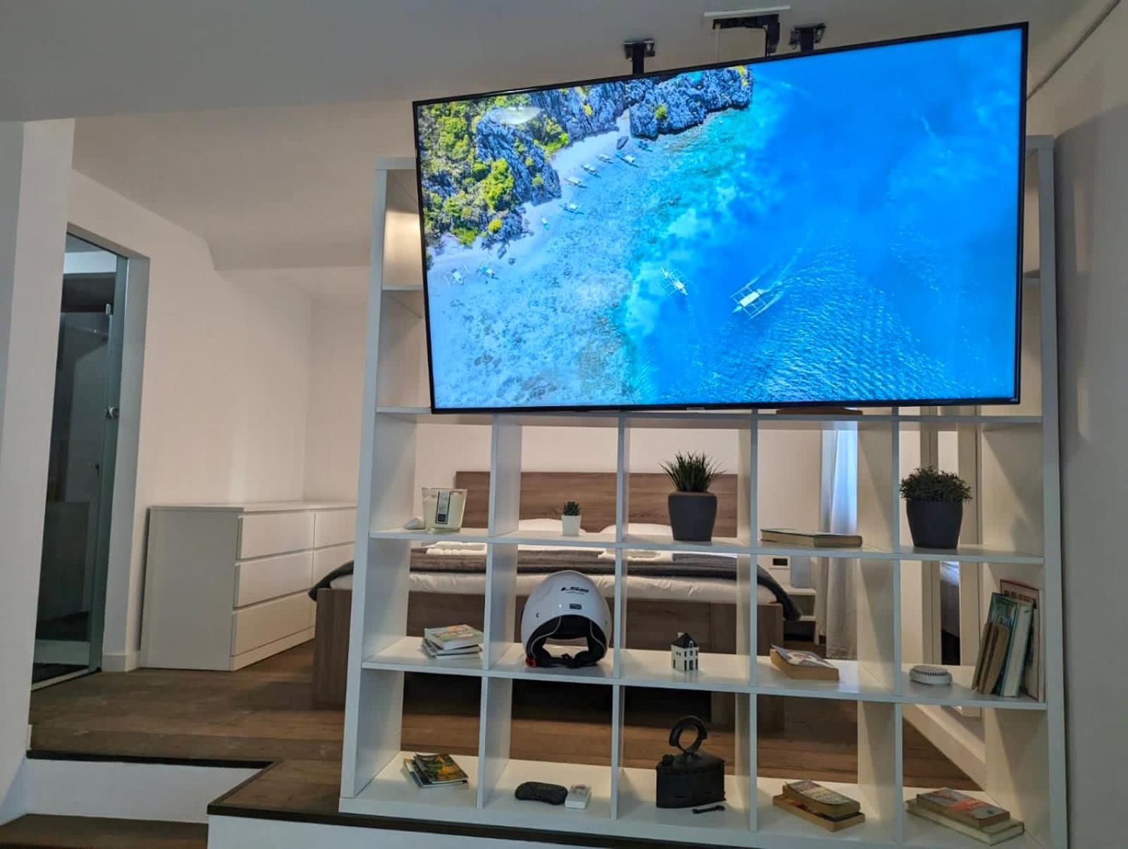 Fantabulous Downtown Abode W King Bed, 65" Tv, Washer And Tumble Dryer ซาเกร็บ ภายนอก รูปภาพ